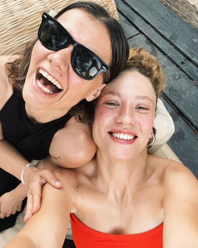 Serenay Sarıkaya seksi ifşa fotoğrafı 971