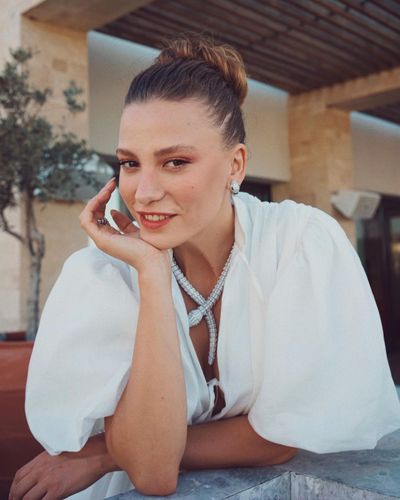 Serenay Sarıkaya seksi ifşa fotoğrafı 996