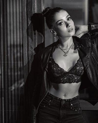 Sevda Erginci seksi ifşa fotoğrafı 313