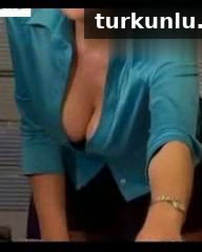 Sevilay Öztürk seksi ifşa fotoğrafı 3 — Sevilay Öztürk Sexy Cleavage Video (2022)