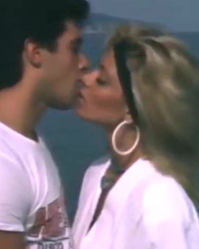 Sevtap Parman seksi ifşa fotoğrafı 6 — Belki Yarın (1988)