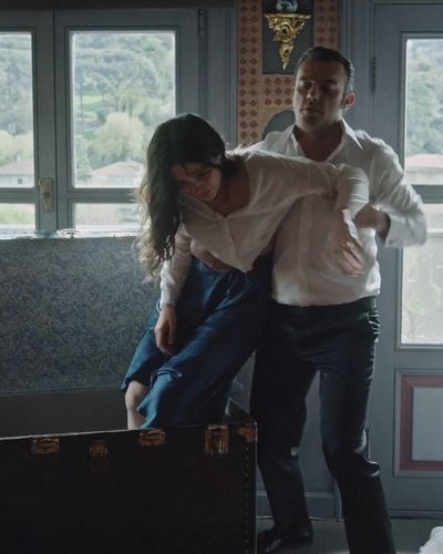 Şifanur Gül seksi ifşa fotoğrafı 8 — Terzi (2023)