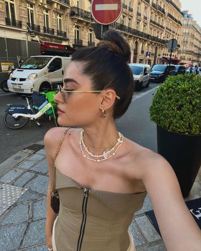 Simay Barlas seksi ifşa fotoğrafı 104