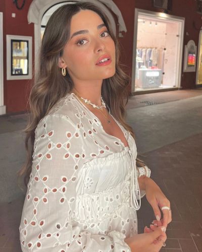 Simay Barlas seksi ifşa fotoğrafı 114