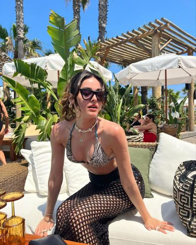 Simay Barlas seksi ifşa fotoğrafı 118