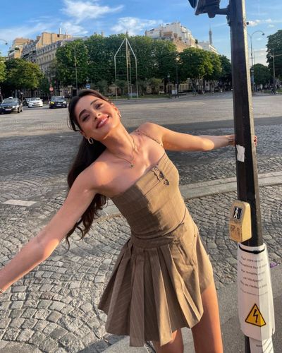 Simay Barlas seksi ifşa fotoğrafı 126