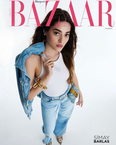 Simay Barlas seksi ifşa fotoğrafı 12