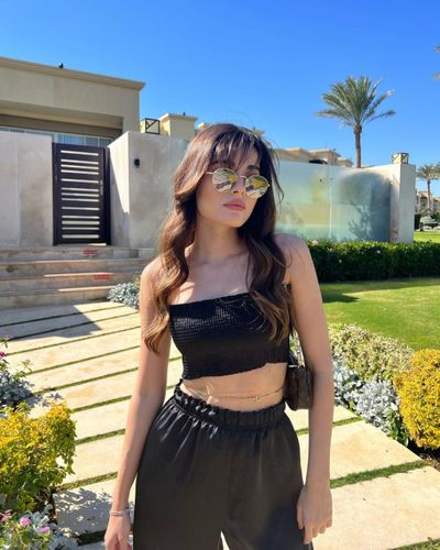 Simay Barlas seksi ifşa fotoğrafı 145