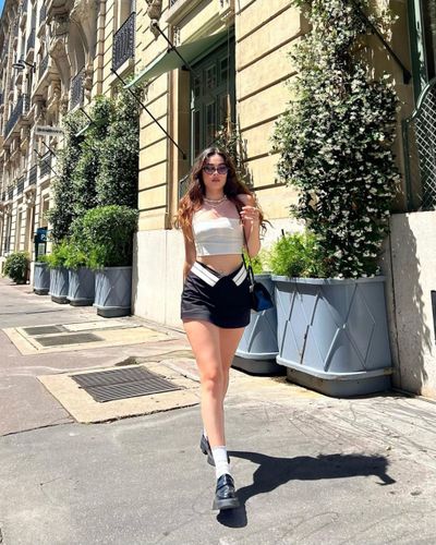 Simay Barlas seksi ifşa fotoğrafı 180