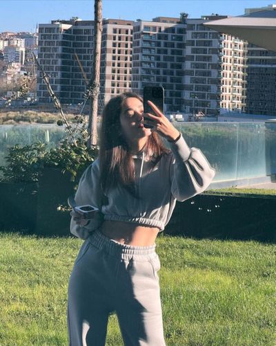 Simay Barlas seksi ifşa fotoğrafı 262