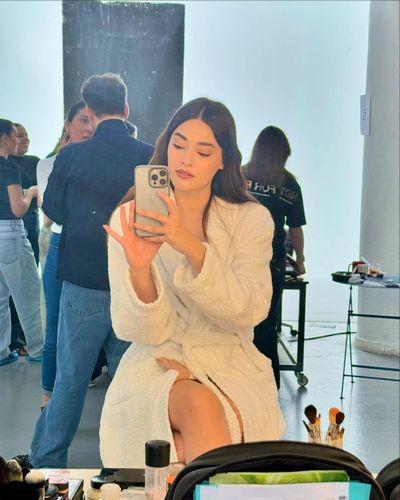 Simay Barlas seksi ifşa fotoğrafı 26