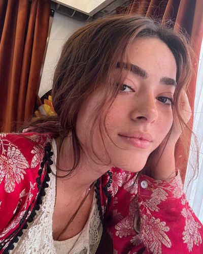 Simay Barlas seksi ifşa fotoğrafı 286