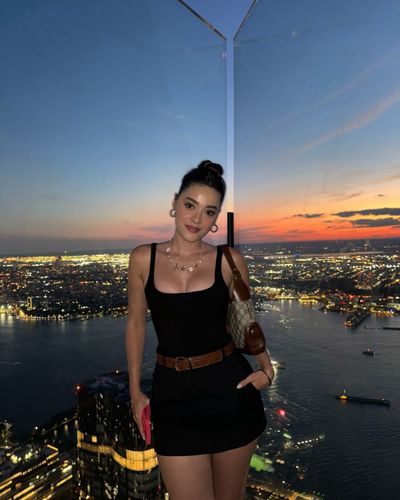 Simay Barlas seksi ifşa fotoğrafı 45