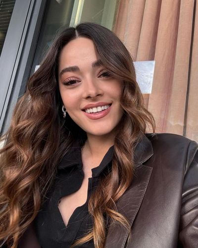 Simay Barlas seksi ifşa fotoğrafı 56