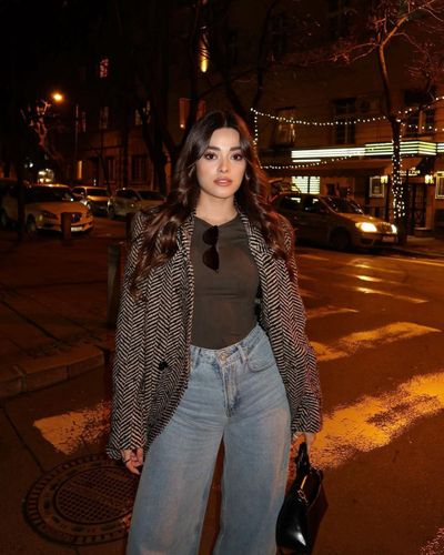 Simay Barlas seksi ifşa fotoğrafı 65
