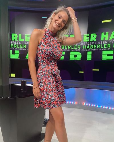 Sinem Ökten seksi ifşa fotoğrafı 32