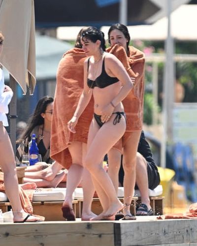 Sitare Akbaş seksi ifşa fotoğrafı 12