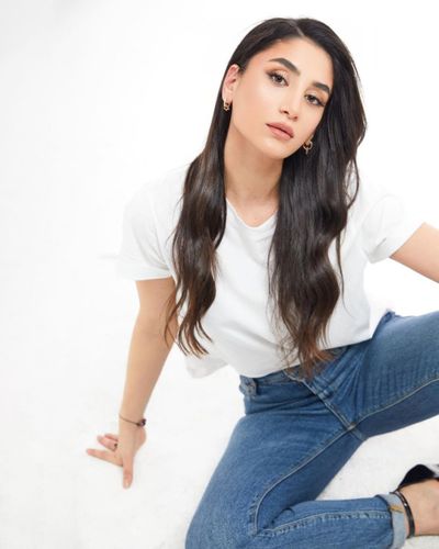 Sitare Akbaş seksi ifşa fotoğrafı 47