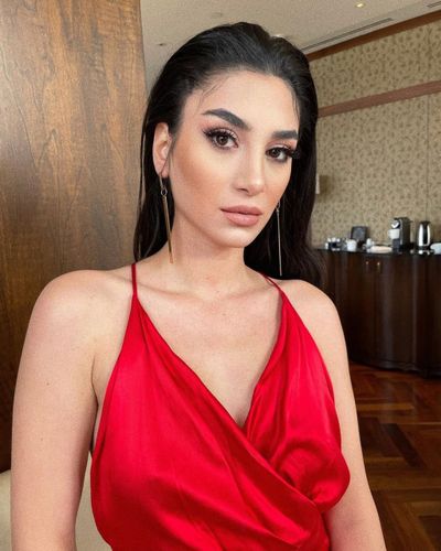 Sitare Akbaş seksi ifşa fotoğrafı 85