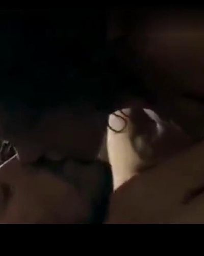 Sofiya Khandamirova seksi ifşa fotoğrafı 16 — Rüzgarın Hatıraları (2015)