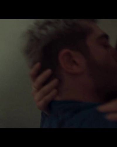 Şükran Ovalı seksi ifşa fotoğrafı 10 — Kal (2022)