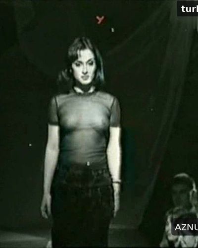 Tina Kandelaki seksi ifşa fotoğrafı 15 — Tina Kandelaki Nude Tits (2022)