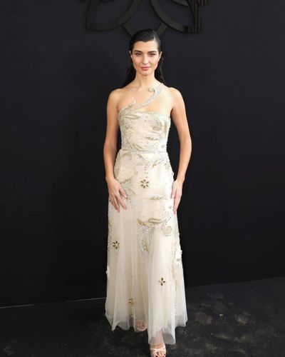 Tuba Büyüküstün seksi ifşa fotoğrafı 104