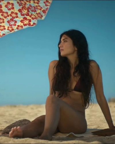 Tuba Büyüküstün seksi ifşa fotoğrafı 120
