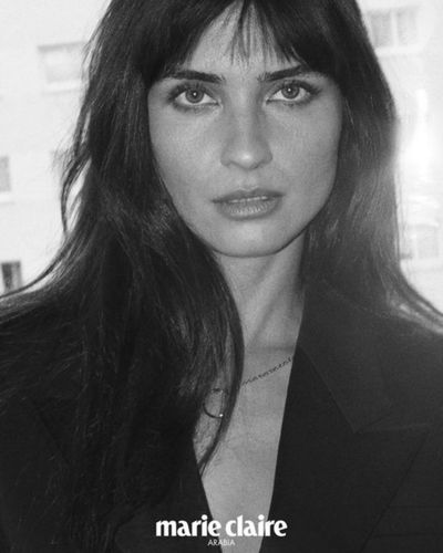 Tuba Büyüküstün seksi ifşa fotoğrafı 127