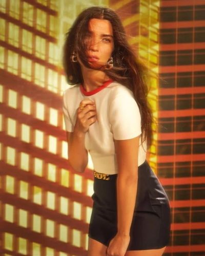 Tuba Büyüküstün seksi ifşa fotoğrafı 198