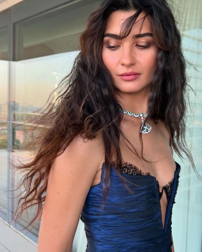 Tuba Büyüküstün seksi ifşa fotoğrafı 205