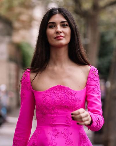 Tuba Büyüküstün seksi ifşa fotoğrafı 209