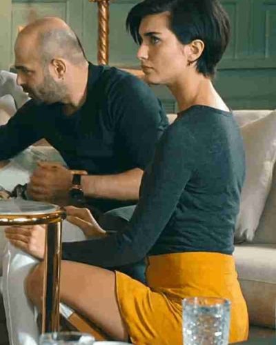Tuba Büyüküstün seksi ifşa fotoğrafı 385