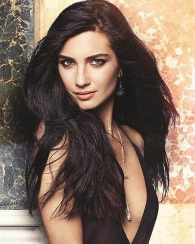 Tuba Büyüküstün seksi ifşa fotoğrafı 407