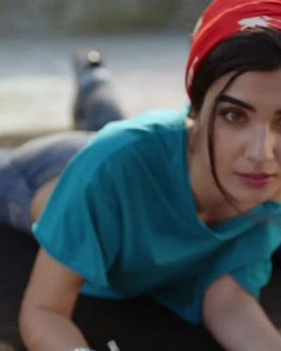 Tuba Büyüküstün seksi ifşa fotoğrafı 419