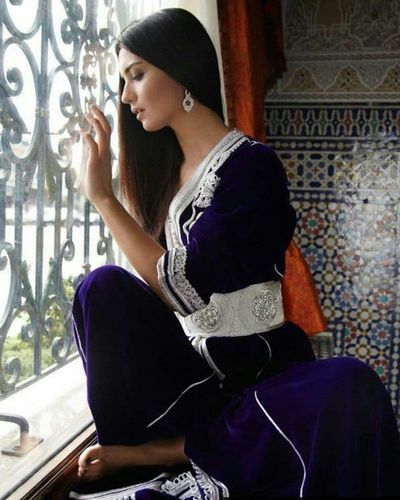 Tuba Büyüküstün seksi ifşa fotoğrafı 429