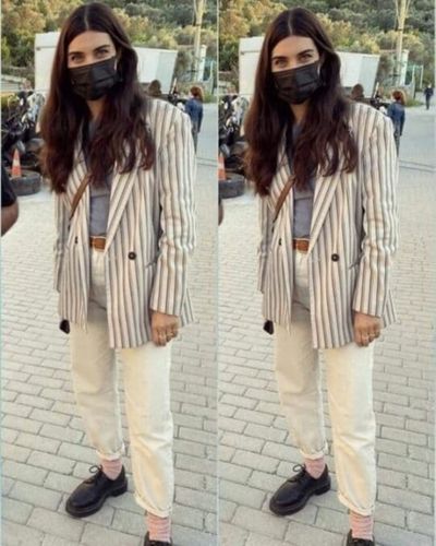Tuba Büyüküstün seksi ifşa fotoğrafı 430