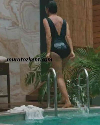 Tuba Büyüküstün seksi ifşa fotoğrafı 473