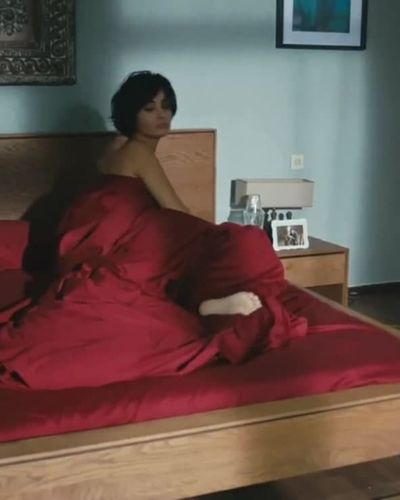 Tuba Büyüküstün seksi ifşa fotoğrafı 487