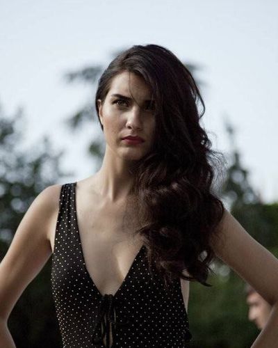 Tuba Büyüküstün seksi ifşa fotoğrafı 11 — Tuba Büyüküstün Sexy Bikini (2022)