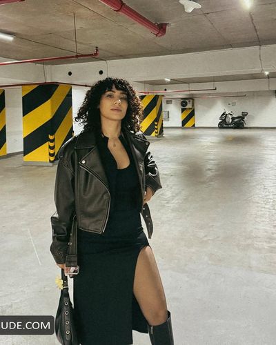 Tuba Yilmaz Hot Instagram Pictures