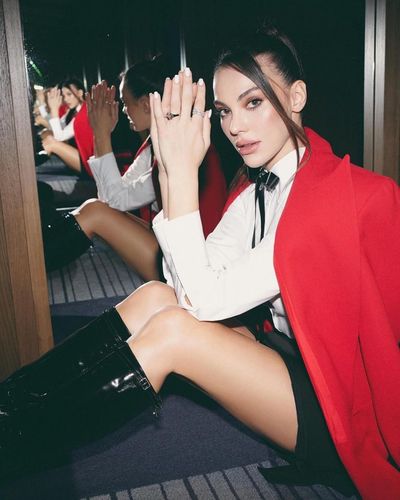 Tuvana Türkay seksi ifşa fotoğrafı 46