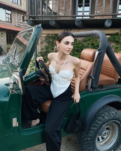 Yağmur Tanrısevsin seksi ifşa fotoğrafı 12