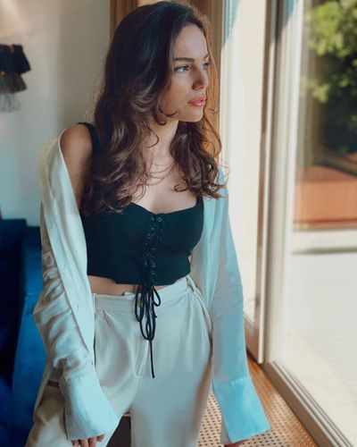 Yağmur Tanrısevsin seksi ifşa fotoğrafı 218
