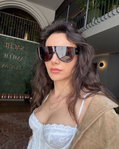 Yağmur Tanrısevsin seksi ifşa fotoğrafı 25
