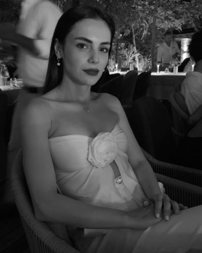 Yağmur Tanrısevsin seksi ifşa fotoğrafı 89