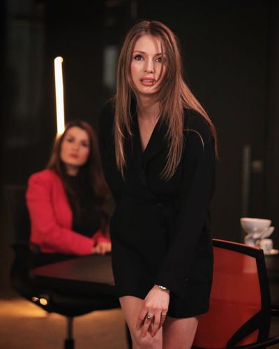 Yasemin Kay Allen seksi ifşa fotoğrafı 138