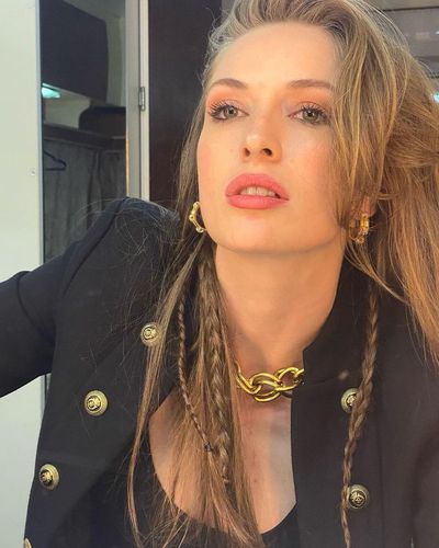 Yasemin Kay Allen seksi ifşa fotoğrafı 185