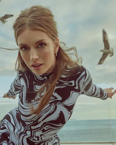 Yasemin Kay Allen seksi ifşa fotoğrafı 226
