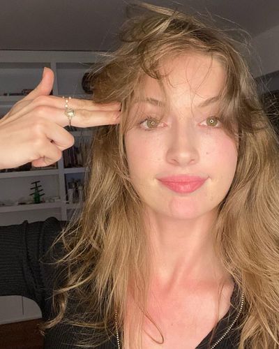 Yasemin Kay Allen seksi ifşa fotoğrafı 231